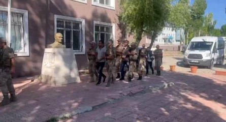 Van'da 49 düzensiz göçmen yakalandı