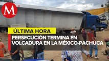 Tráiler robado vuelca tras persecución y enfrentamiento en Tecámac, Edomex