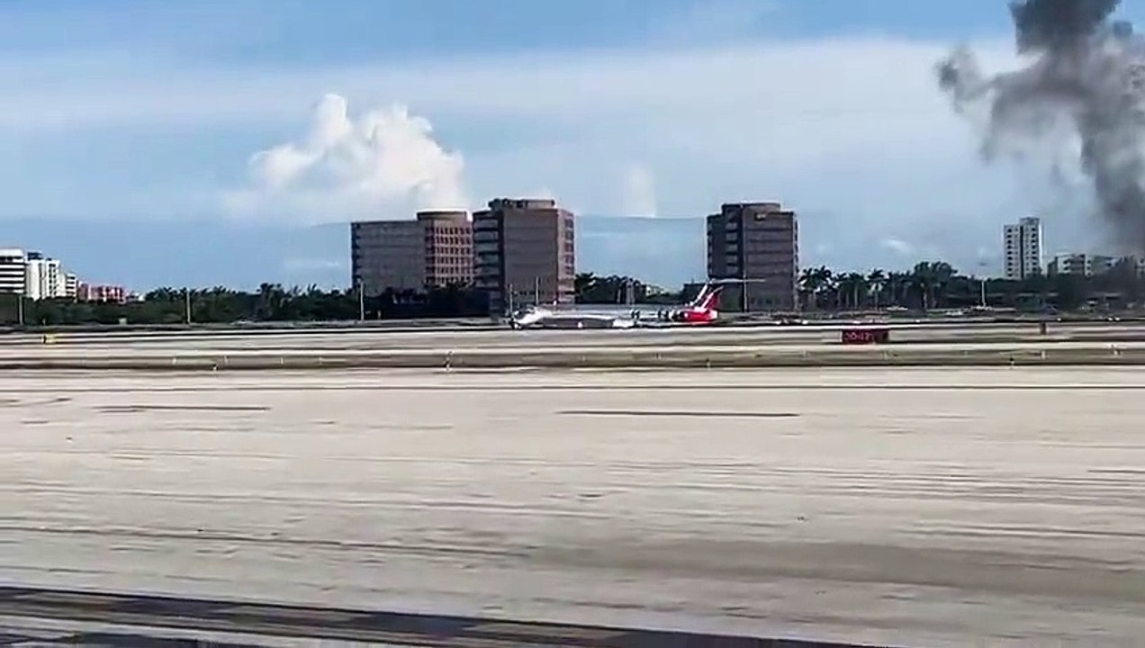 Se incendia avión