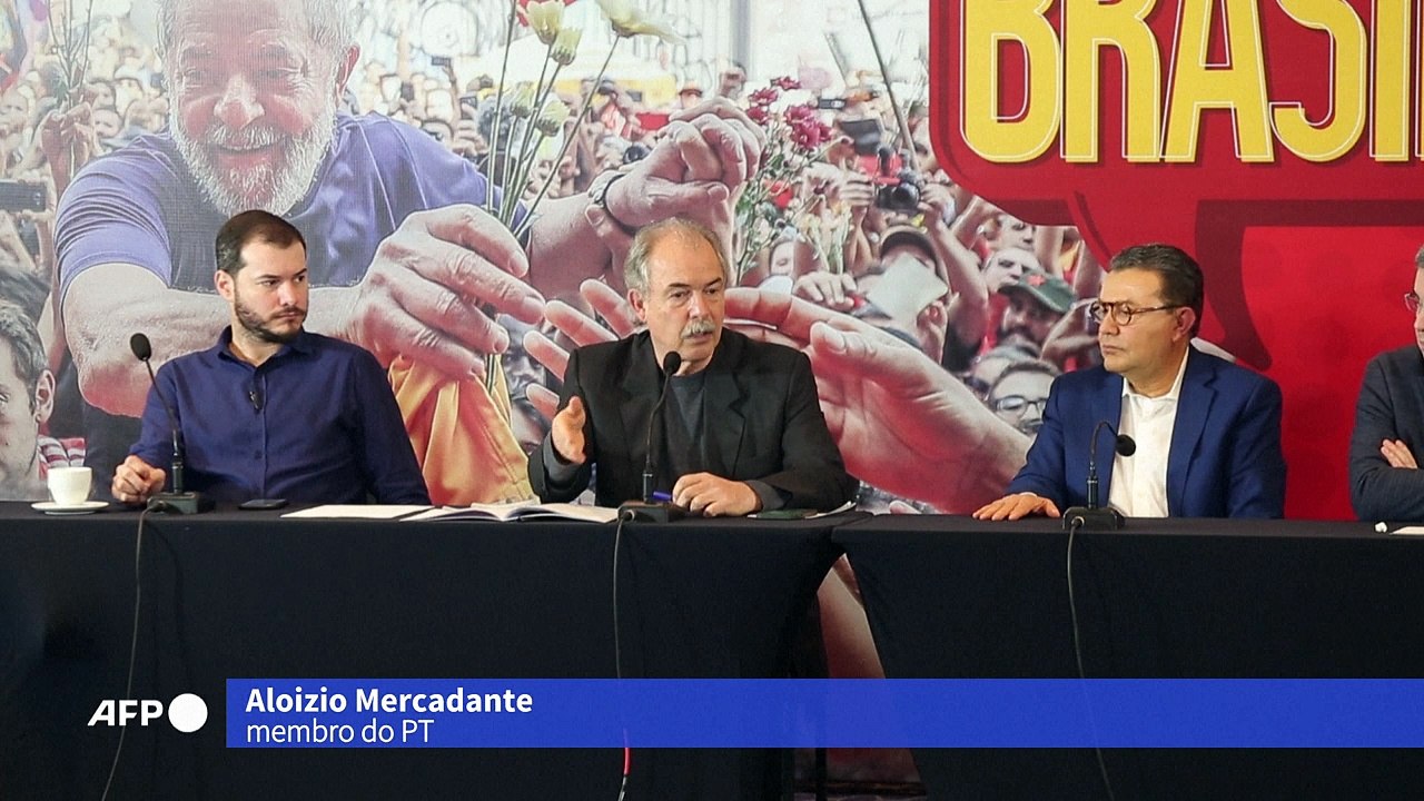 Lula apresenta programa de governo