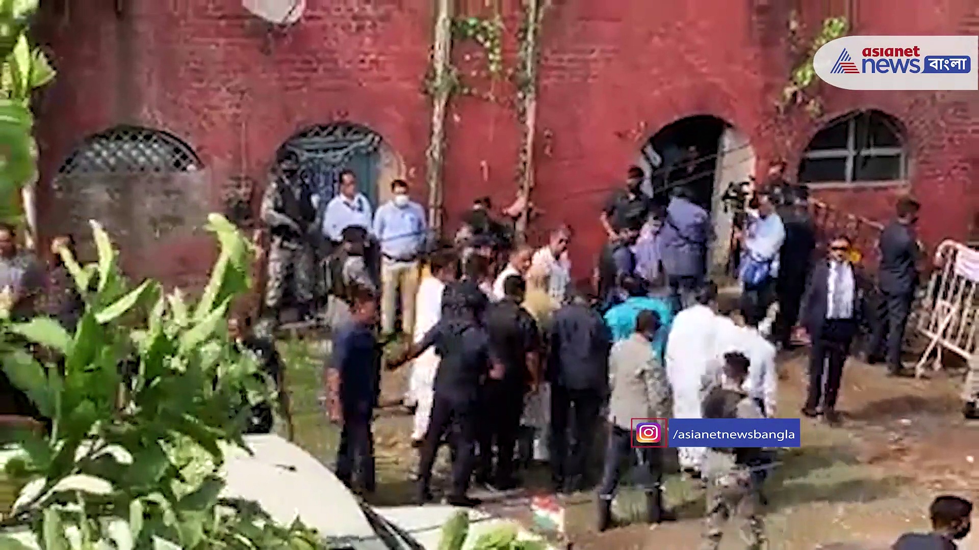 কাশিপুরে বিজেপি নেতার রহস্য মৃত্যু, খবর পেয়ে মৃতের বাড়িতে স্বরাষ্ট্রমন্ত্রী