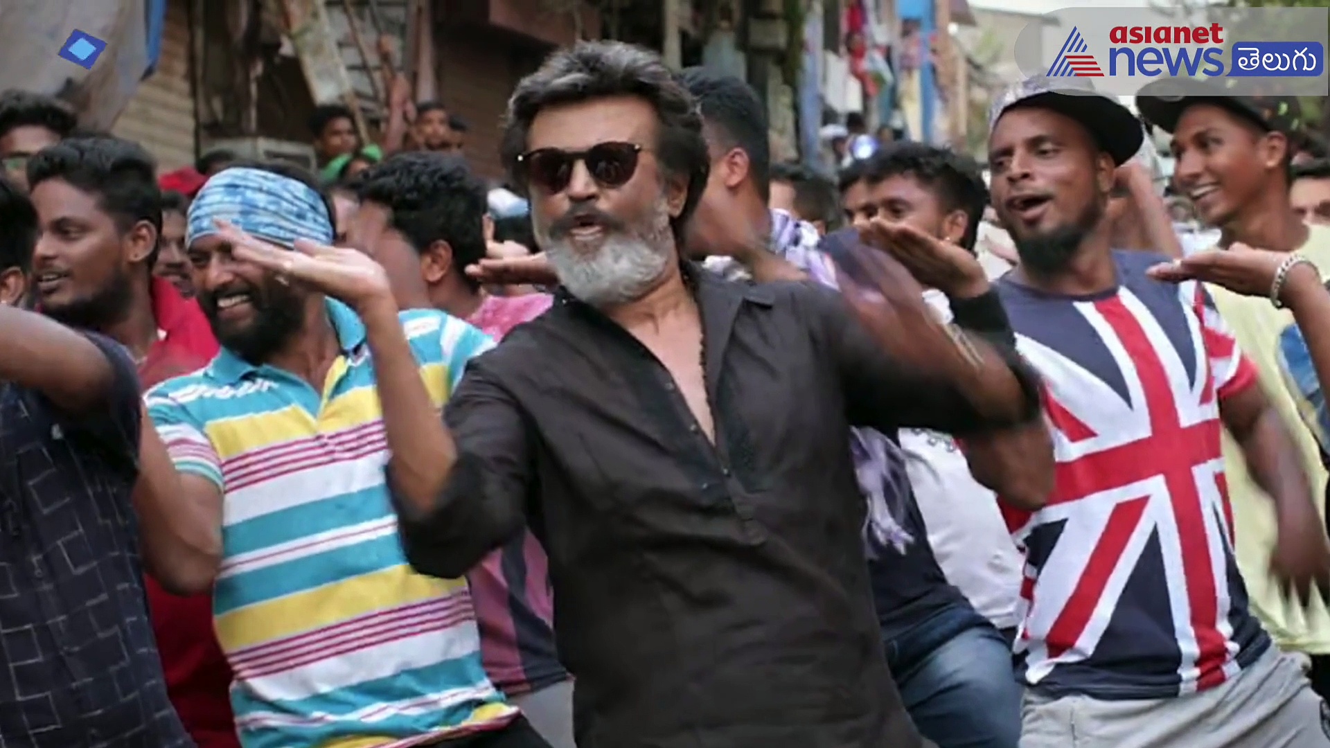 ఇండియన్ సినిమాను శాసిస్తున్న టాలీవుడ్...కనీస వసూళ్లు కూడా రాక బాలీవూడ్ చిత్రాలు విలవిల..