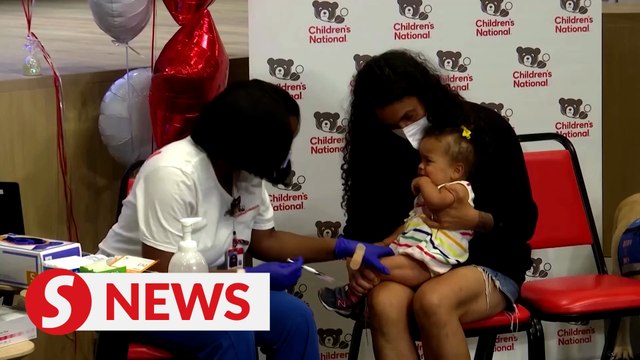 US babies and toddlers get their first Covid-19 shots