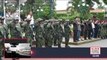Ejército conmemora aniversario de fundación de Aguililla con desfile de tanques y aviones