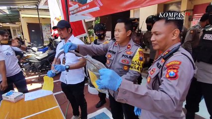 Sadis! Satu Korban Tawuran Dibacok Nyaris Putus Pada Bagian Kaki