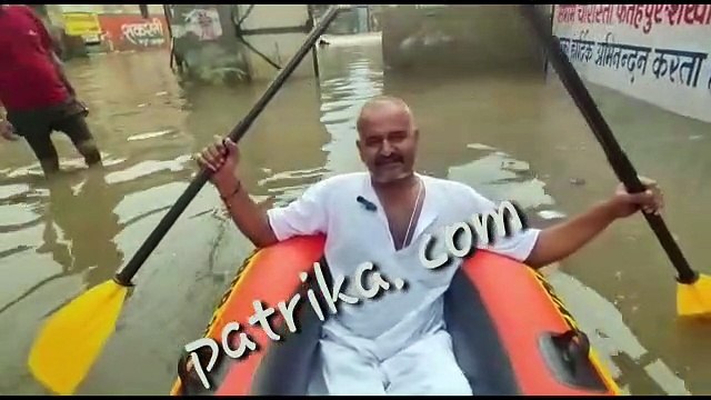 प्री मानसून ऐसा बरसा की रेगीस्तान में भी चल गई नाव