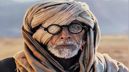 Amitabh Bachchan जैसा दिखने वाले शख्स आखिर कौन है?Viral Photo के सच से रह जाएंगे हैरान*Entertainment