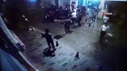 SİHA düşmanı PKK destekçisi Sezgin Tanrıkulu'nun oğlunu karada bıçakladılar: O anlar anbean kameraya yansıdı