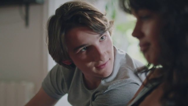 Plus belle la vie : [Indiscrétion] - Betty s'ouvre à Noé