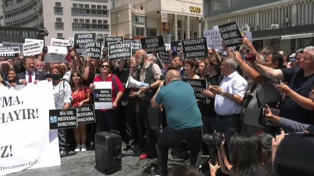 Basın Meslek Örgütleri, Medyaya Yeni Yaptırım Düzenlemesine Karşı Ankara'da Bir Araya Geldi: Seçimlere Bir Yıl Kala Bu Yasanın Getirilmesi Manidar