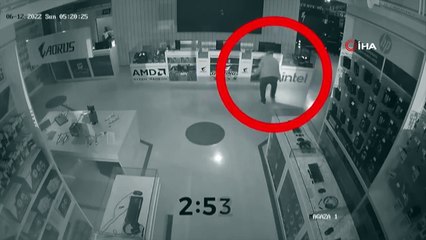 Görüntüyü izleyince şok geçirdiler! Teknoloji mağazasında 3 dakikada 3 milyonluk vurgun