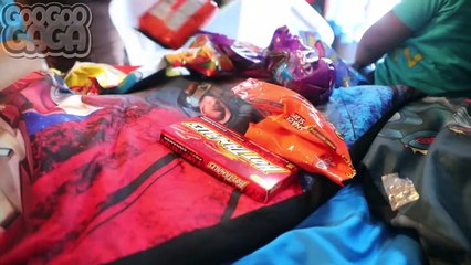 Goo goo Gaga walk through the wall