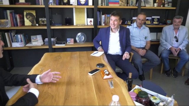 Ο Πρέσβης της Σερβίας της Αθήνας στα Καμένα Βούρλα