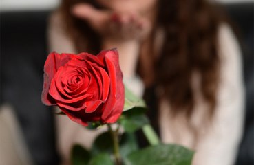 Erste Nacht der Rosen: ‚Bachelorette‘ Sharon Battiste begründet Entscheidung