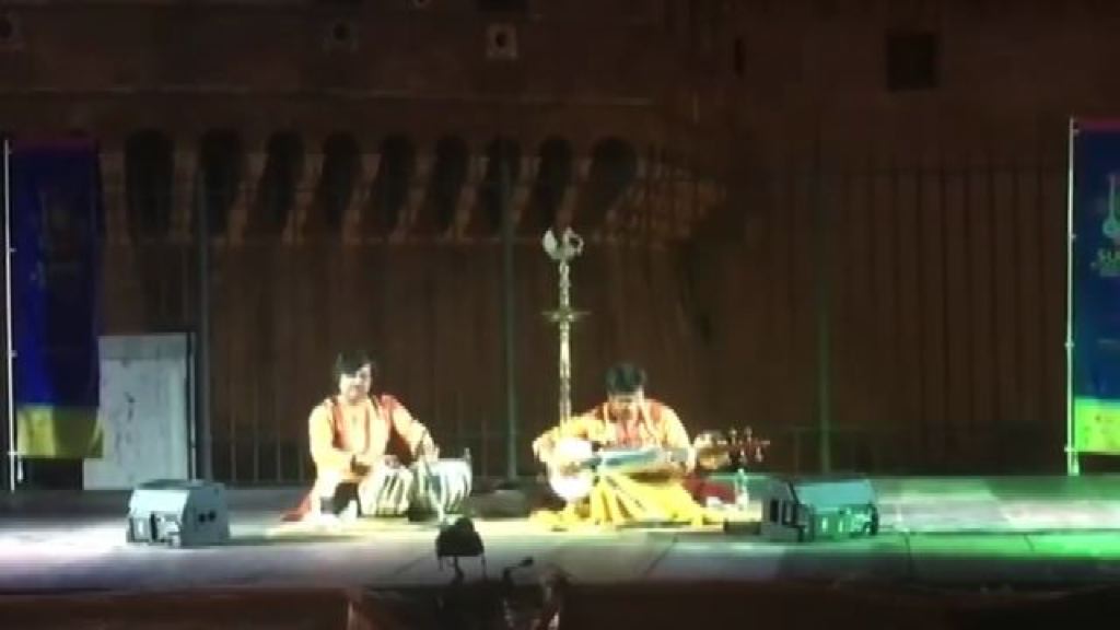 Video Festa della musica, tabla e sarod risuonano a Castel Sant'Angelo