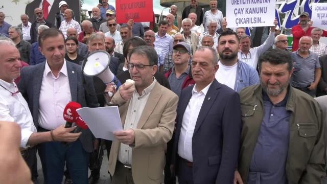 Rize'de Üreticiler 'Çay Kanunu Teklifi'ni Protesto Etti: Çaykur'un ve Çay Üreticisinin Ölüm Fermanıdır