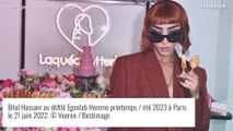 Bilal Hassani : Torse apparent, costume et lunettes XXL pour le défilé Egonlab