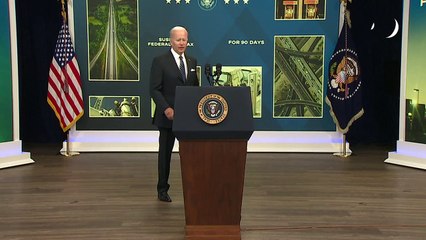 Biden propone suspender impuesto sobre la gasolina por 3 meses en EEUU