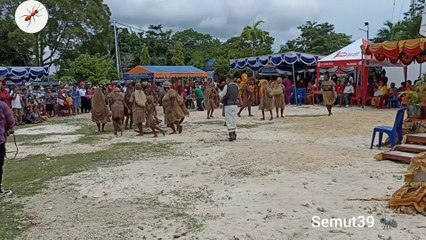 Tarian adat suku Mee yang mendiami daerah pegunungan di Papua Bagian Tengah