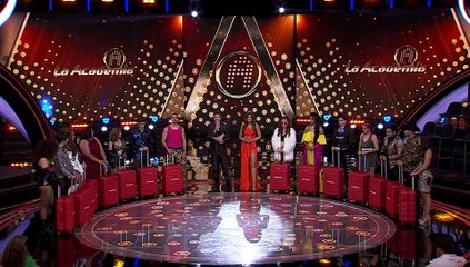 La Academia - "Alguien Debe Marcharse"