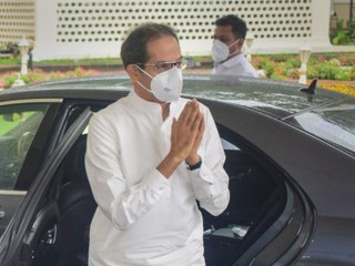 बढ़ा दी गई है गुवाहाटी के रेडिसन ब्लू होटल की सुरक्षा, यहीं मौजूद हैं बागी विधायक | Mumbai Politics