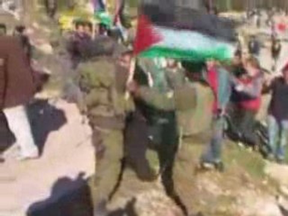 Humiliation et Injustice subit par les palestiniens