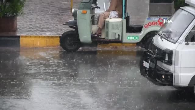 Son dakika haber: Pakistan'da şiddetli yağış: 5 ölü