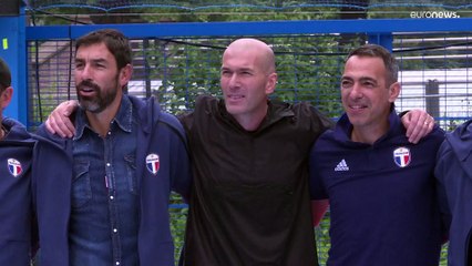 Zidane completa 50 anos