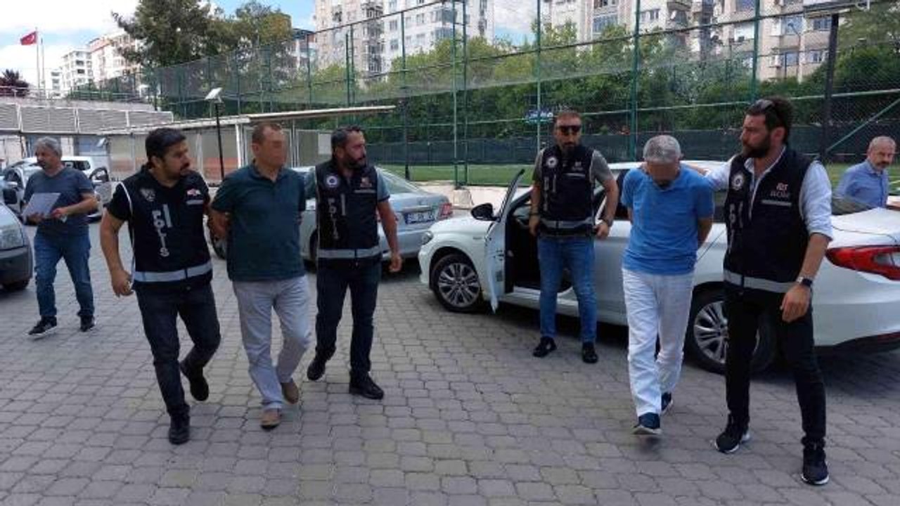 Son Dakika | Samsun'da ele geçen 19 tabancayla ilgili 2 kişi adliyeye sevk edildi