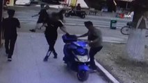 Esnaftan motosiklet hırsızına Osmanlı tokadı şoku