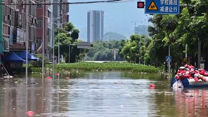 الفيضانات تغمر المباني في جنوب الصين