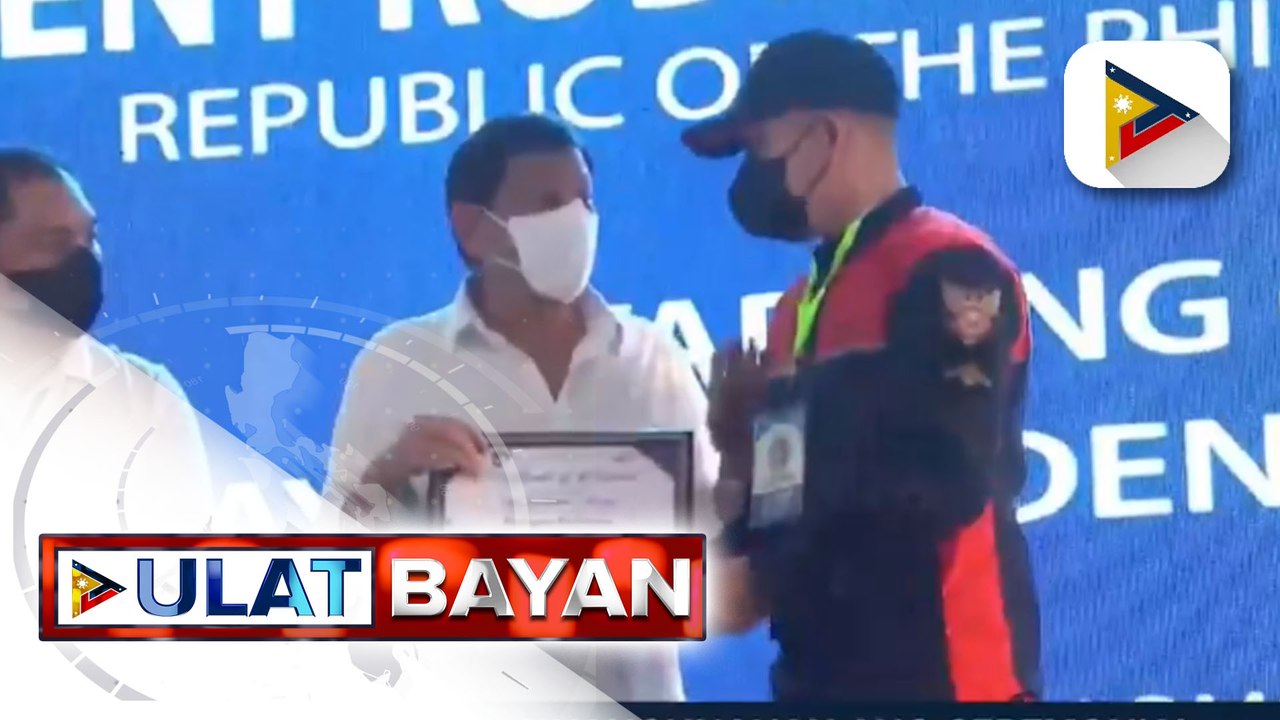 Pres. Duterte, pinangunahan ang ceremonial awarding ng nasa 640 housing units sa Davao City