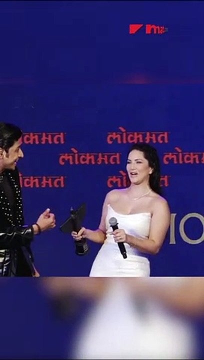 Sunny Leone spoke in Marathi | नको नको... गप्प...