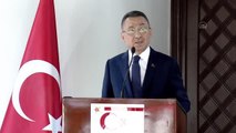 Cumhurbaşkanı Yardımcısı Oktay, KKTC Cumhurbaşkanı Tatar ile ortak basın toplantısında konuştu (1)