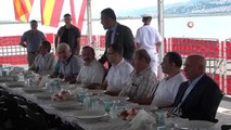 Son dakika... Şehit ve gazi ailelerinin katılımıyla savaş gemisinde yemek