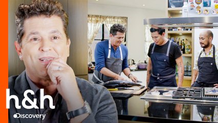 Carlos Vives comienza a mostrar sus habilidades de chef | Quién Cocina Esta Noche | Discovery H&H