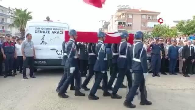 Son dakika haberleri: İzmirli şehit gözyaşlarıyla son yolculuğuna uğurlandı