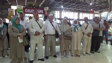 Kastamonu'da salgından sonra ilk hac kafilesi göz yaşları arasında uğurlandı