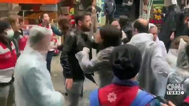 Son dakika... Polise yumruk atan vekille ilgili yeni gelişme: Komisyon kurulacak
