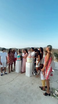 Τανιμανίδης- Μπόμπα: Οι κόρες του έγιναν ενός έτους- Οι τρυφερές αναρτήσεις και το πάρτι γενεθλίων!