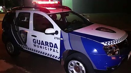 Samu e Guarda Municipal são acionados para conter mulher em surto quebrando objetos