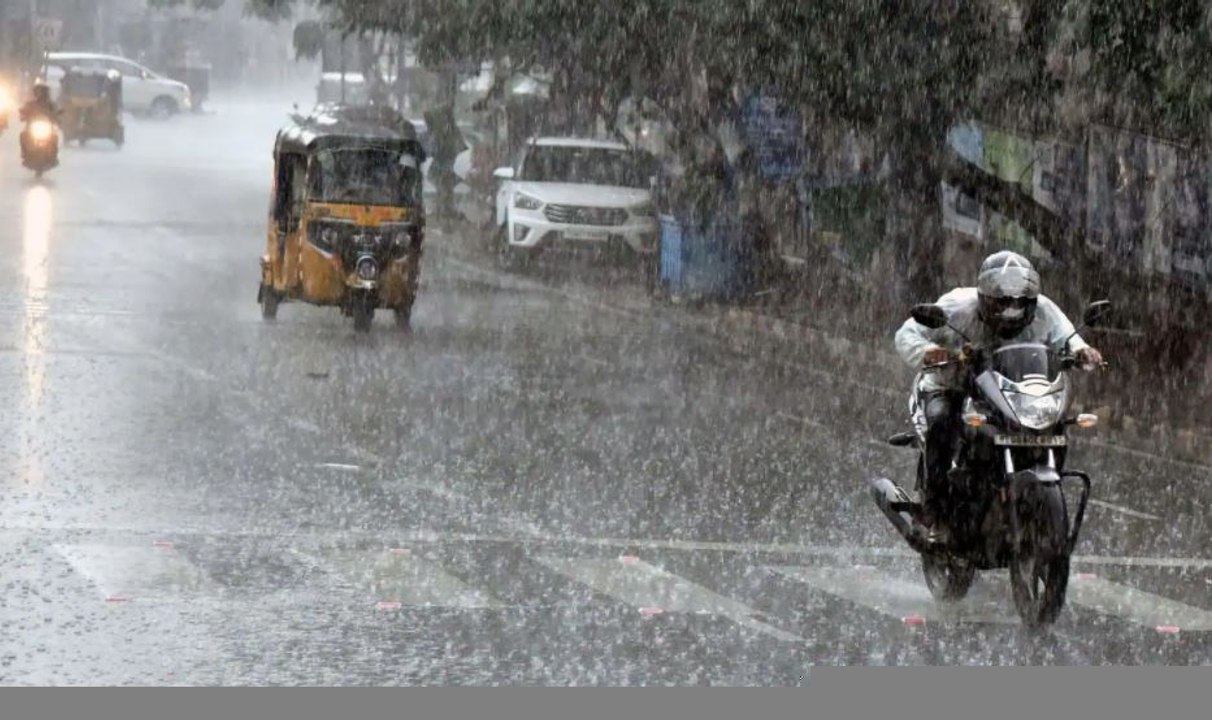 जलवायु परिवर्तन का खौफ़नाक असर, 122 साल बाद बांगलादेश का हाल बेहाल, जम्मू में कहीं बर्फ कहीं बारीश