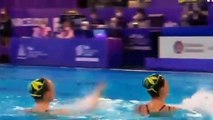 The moment swimmer Anita Alvarez was saved from drowning by her coach(2)