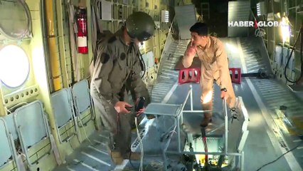 Dünyanın en büyük helikopterlerinden Mi26'nın Marmaris'te yangınla mücadelesi görüntülendi