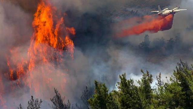 Yangın 3. günde devam ediyor! Dumanlar Marmaris ilçe merkezine ulaştı, Datça karayolu trafiğe kapatıldı