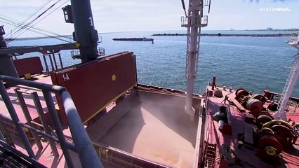 فيديو: ميناء كونستانتا الروماني يصبح مركزا لعبور الحبوب الأوكرانية