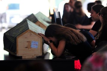 İtalya'da hayatını kaybeden Eczacıbaşı çalışanları için Yalova'da tören düzenlendi