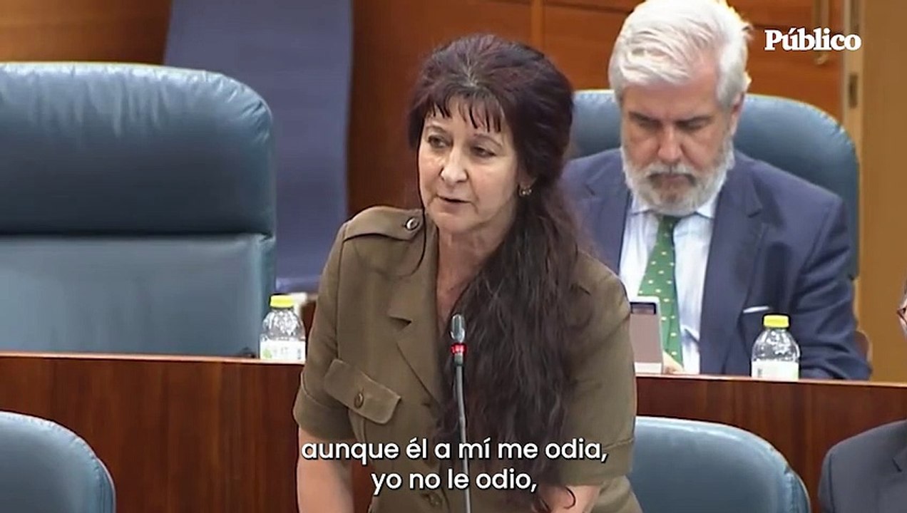 Eduardo Rubiño a una diputada de Vox: "¿Sabe de qué nos tenemos que cuidar las personas LGTBI? De personas como usted"