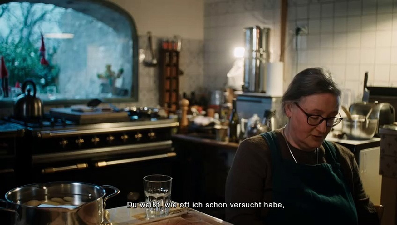 Nelly & Nadine Trailer OV