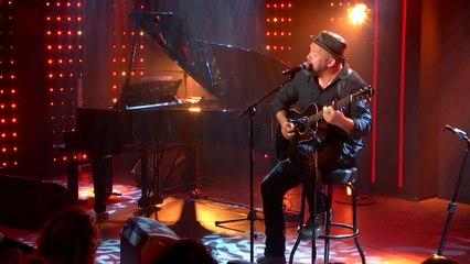 Mister Mat interprète "Désespérément optimiste" dans "Le Grand Studio RTL"